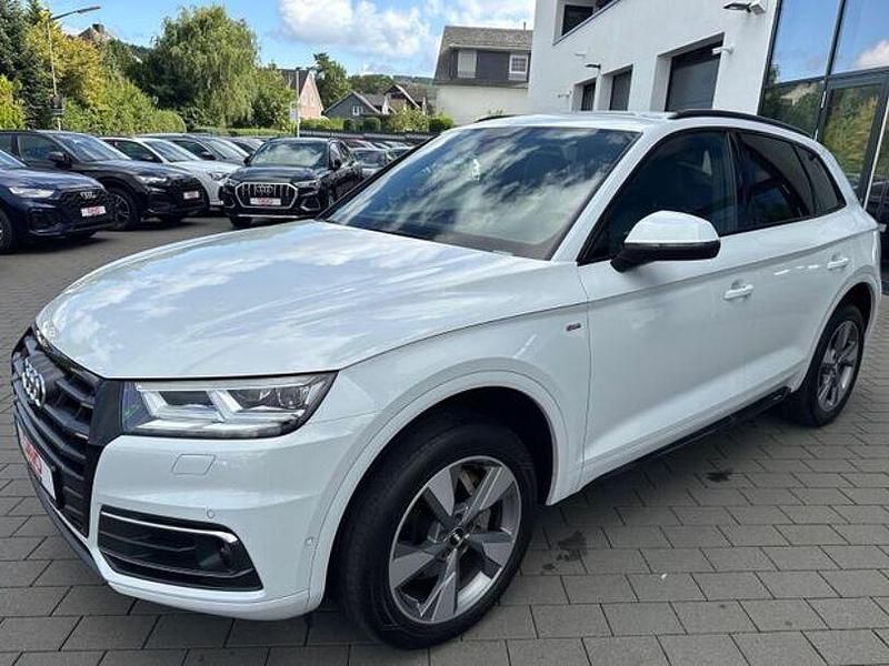 Weiss Gebraucht 2019 Audi Q5 Ambiente SUV | 32.491 € - Bild 1/4