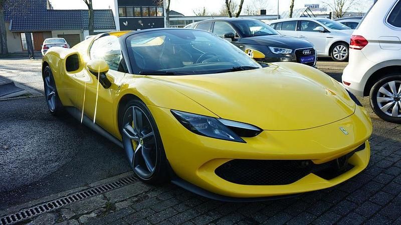 Neu Ferrari 296 829 PS (609 kW) 2026 Gelb Cabrio