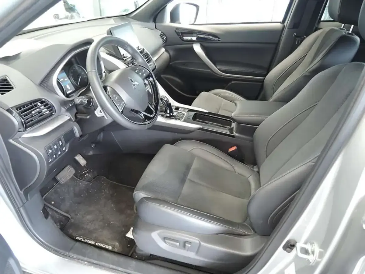 Brugt Mitsubishi Eclipse Cross Select 98 HK (72 kW) 2022 Sølv SUV