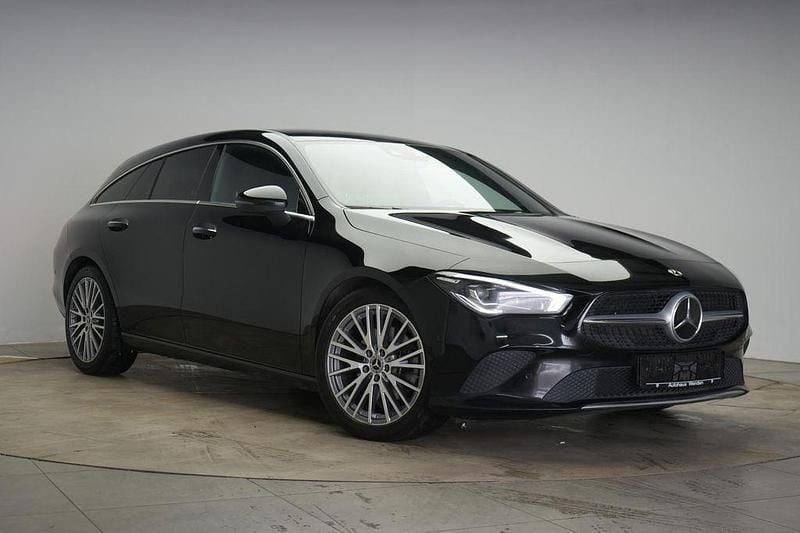 Schwarz Gebraucht 2022 Mercedes CLA220 Shooting Brake Progressive Kombi | 21.490 € (Guter Preis) - Bild 1/4