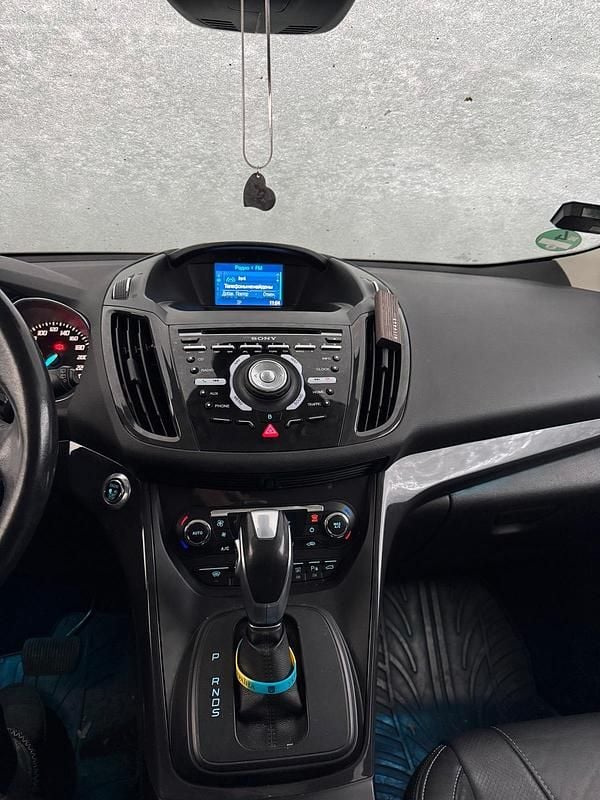 Gebraucht Ford Kuga 2014 Schwarz SUV