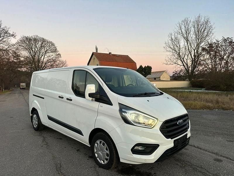 Gebraucht Ford Transit Custom Trend 131 PS (96 kW) 2019 Weiß Van / Kleinbus