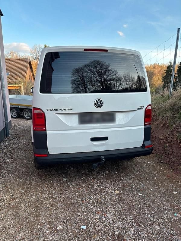 Second-hand VW Transporter 102 CP (75 kW) 2017 Alb Van
