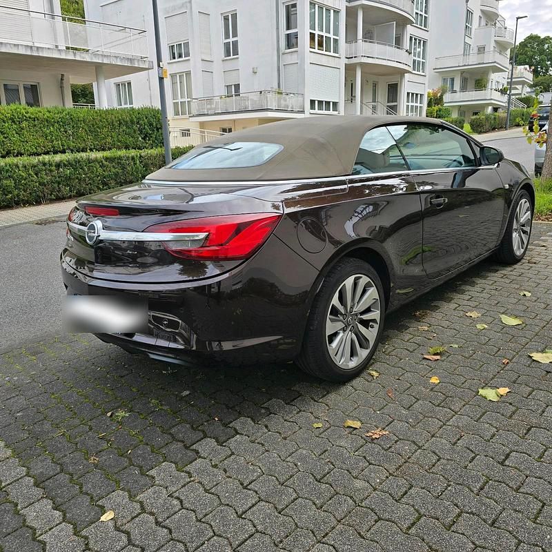Gebraucht Opel Cascada 140 PS (102 kW) 2015 Braun Cabrio