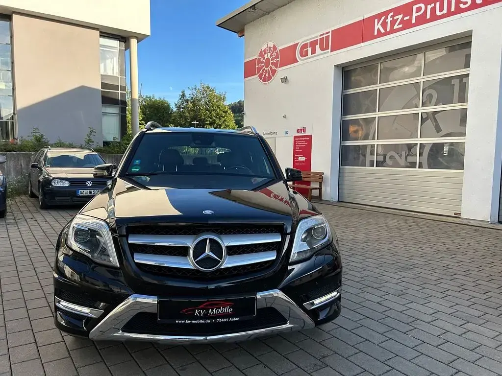 Gebraucht Mercedes GLK220 Sport 170 PS (125 kW) 2014 Schwarz SUV