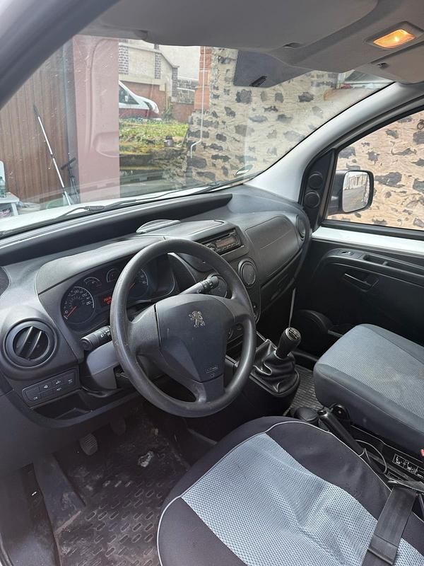 Gebraucht Peugeot Bipper 75 PS (55 kW) 2016 Weiß