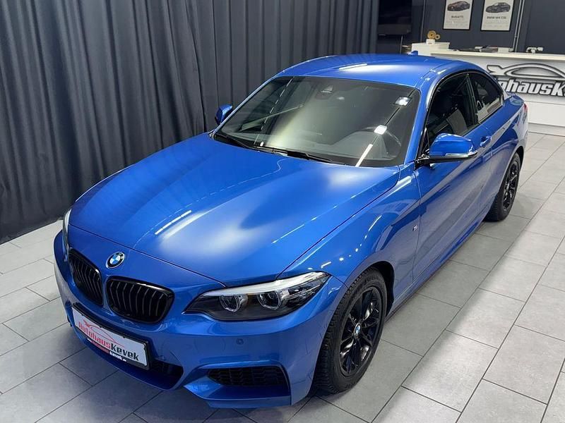 Blau Gebraucht 2020 BMW 218 M Sport Coupé | 23.999 € (Fairer Preis) - Bild 1/4