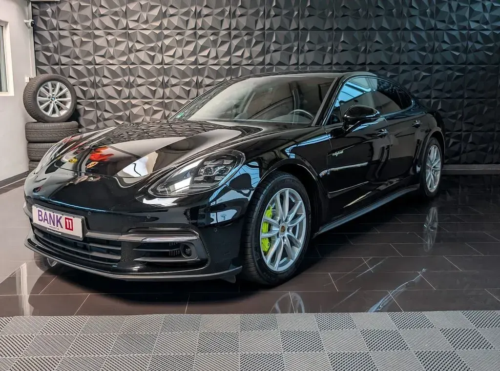 Gebraucht Porsche Panamera 4 E-Hybrid Chrono 462 PS (339 kW) 2019 Schwarz Kleinwagen