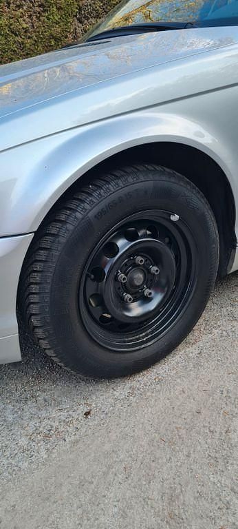 Gebraucht BMW 318 118 PS (86 kW) 1998 Andere farben Limousine