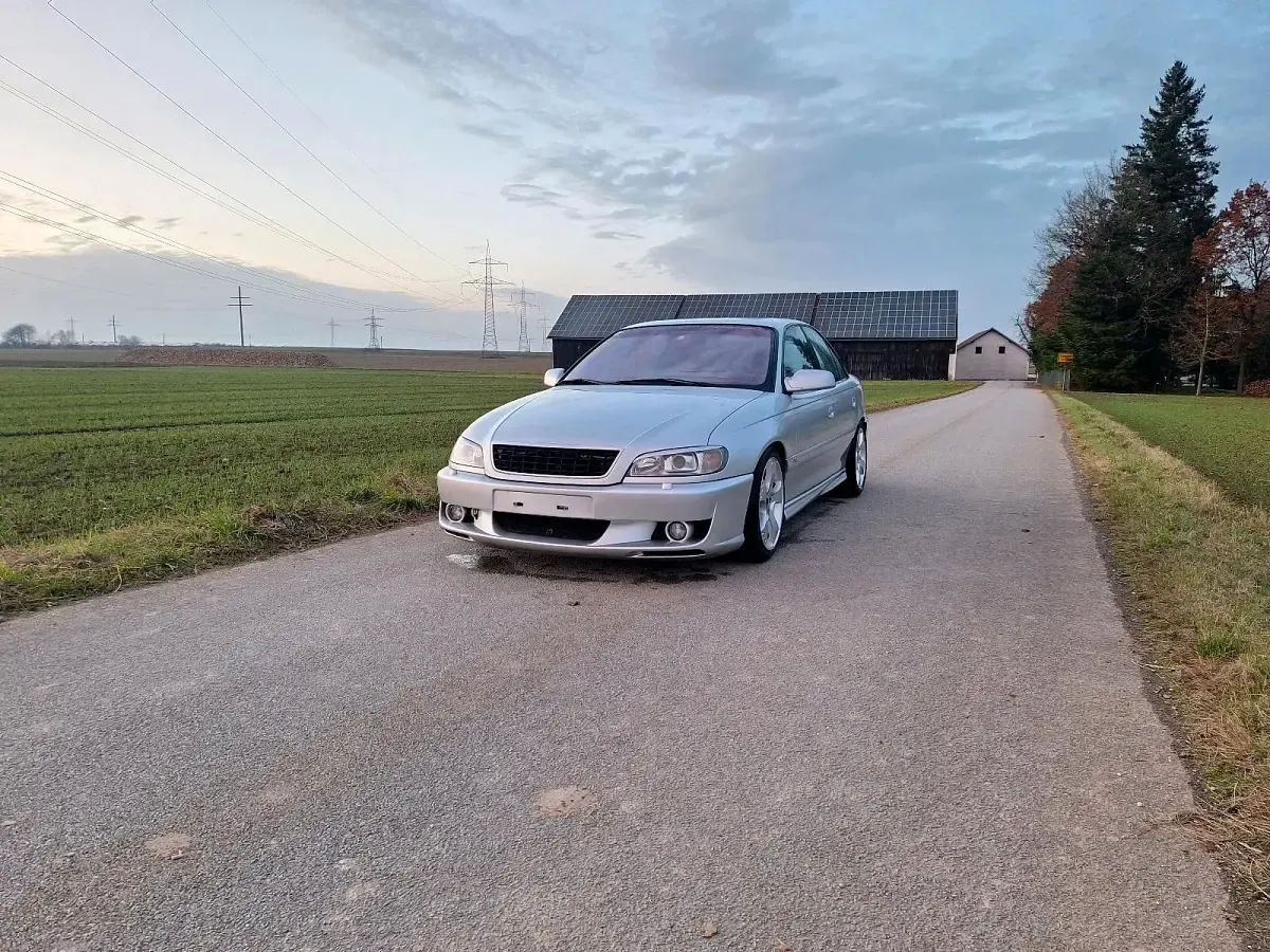 Gebraucht Opel Omega 218 PS (160 kW) 2001 Silber Limousine
