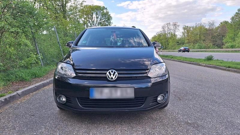 Gebraucht VW Golf Plus Team 122 PS (89 kW) 2011 Schwarz Van / Kleinbus