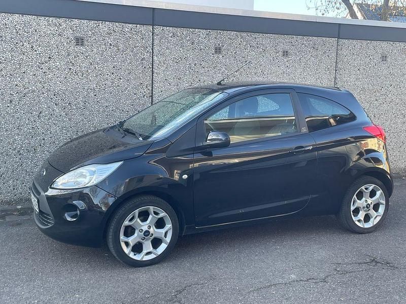 Gebraucht Ford Ka Titanium 69 PS (50 kW) 2009 Schwarz Kleinwagen