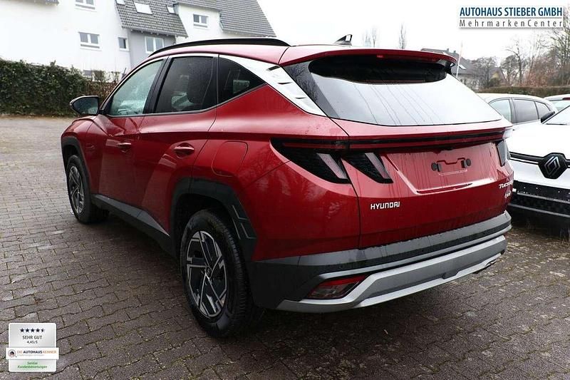 Neu Hyundai Tucson Select 215 PS (158 kW) 2025 Ultimate red metallic SUV