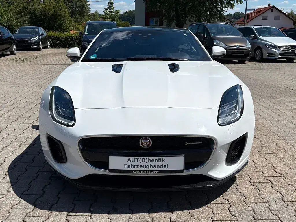 Gebraucht Jaguar F-Type R-Dynamic 300 PS (220 kW) 2019 Weiß Coupé