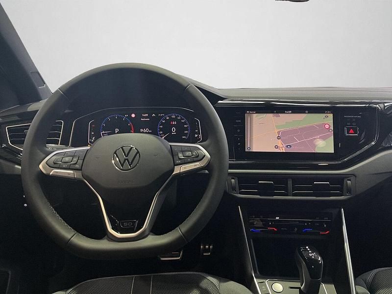 Gebraucht VW Polo IQ Drive 116 PS (85 kW) 2026 Deep black perleffekt (metallic) Limousine