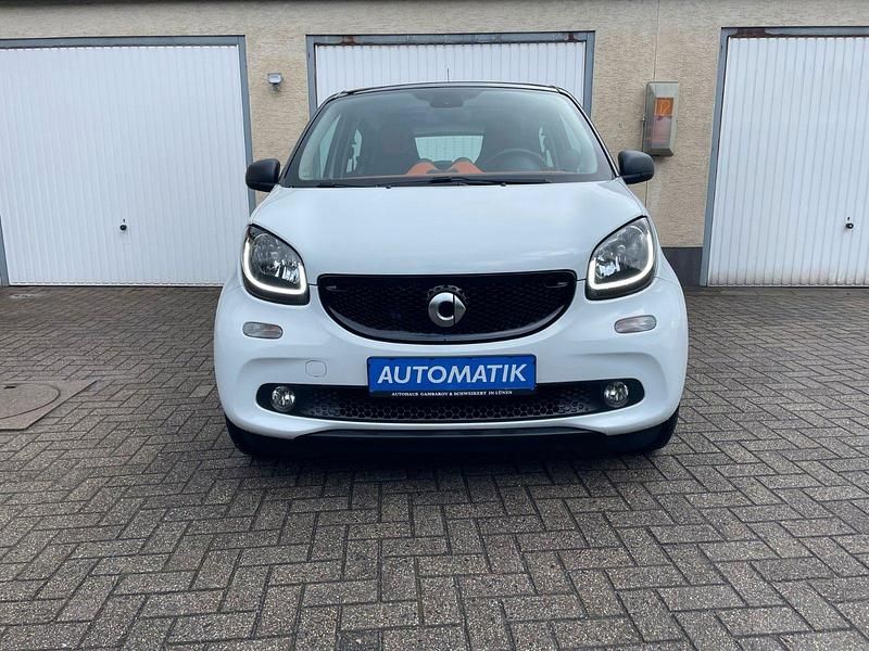 Second-hand Smart ForFour 90 CP (66 kW) 2018 Alb Hatchback