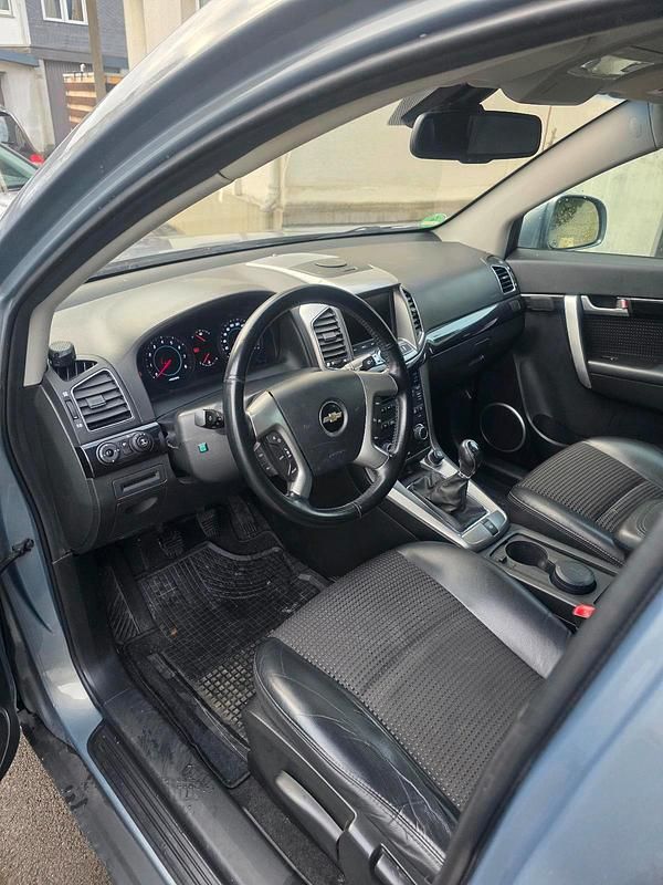 Gebraucht Chevrolet Captiva 167 PS (122 kW) 2012 Silber SUV