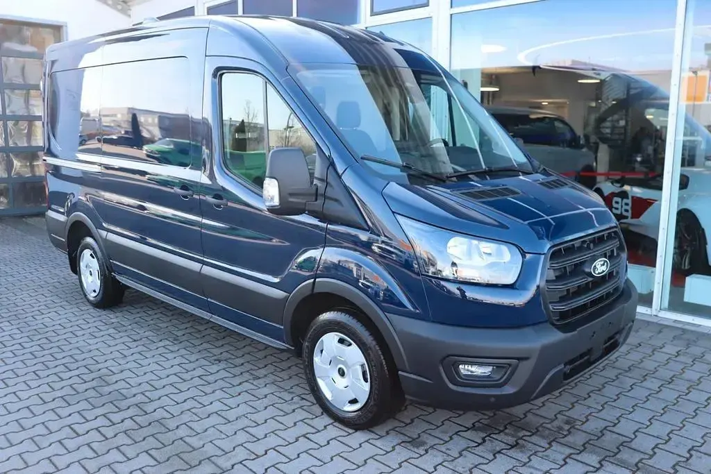 Neu Ford Transit Trend 131 PS (96 kW) 2026 Blau Van / Kleinbus