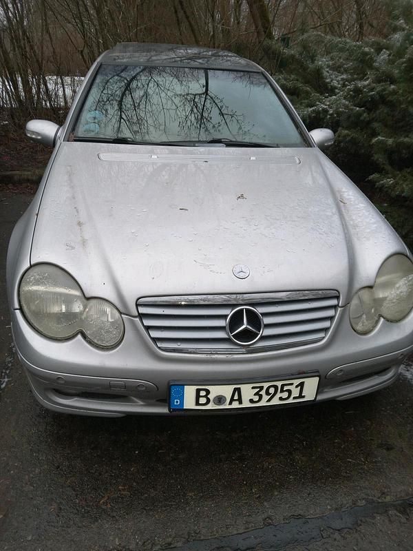 Gebraucht Mercedes C200 165 PS (121 kW) 2001 Kleinwagen