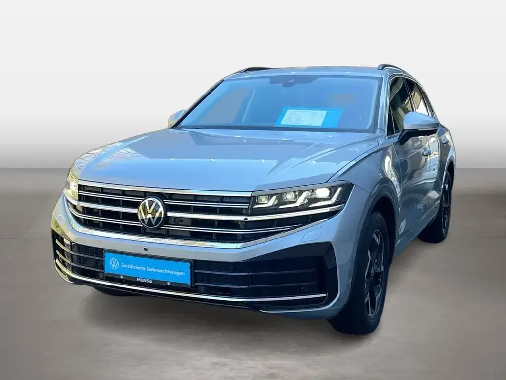 Gebraucht VW Touareg Elegance 286 PS (210 kW) 2025 Oyster silver SUV