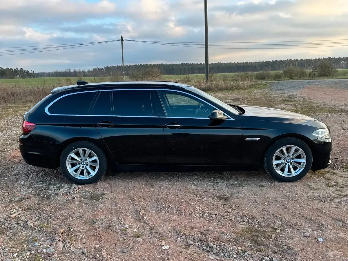 Gebraucht BMW 520 190 PS (139 kW) 2016 Schwarz Kombi