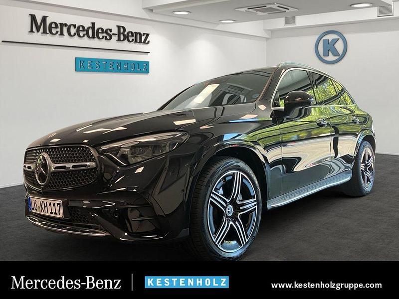 Schwarz Gebraucht 2025 Mercedes GLC200 AMG SUV | 61.900 € (Etwas zu teuer) - Bild 1/4