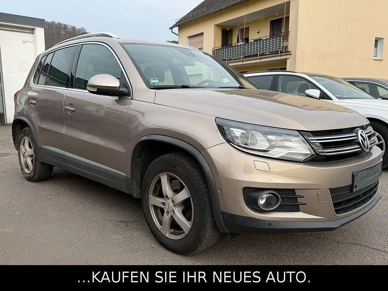 Gebraucht VW Tiguan Exclusive 140 PS (102 kW) 2015 Beige SUV