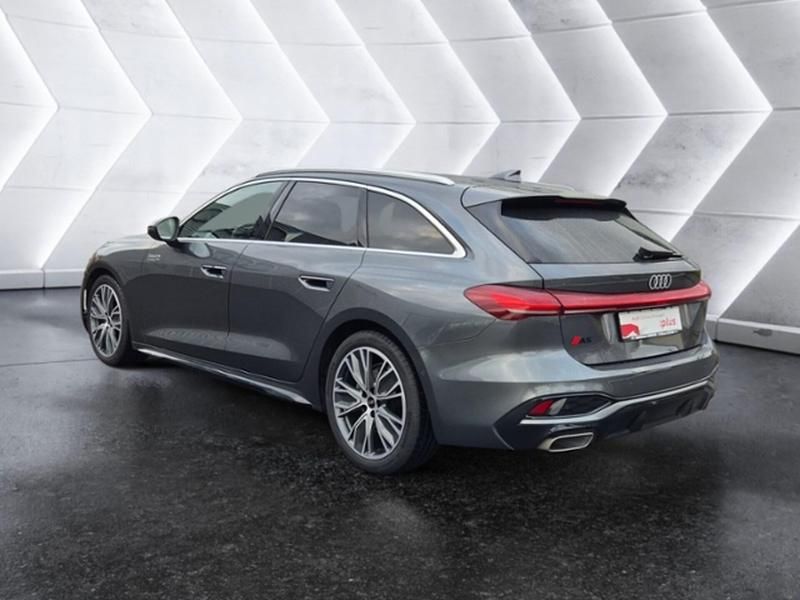 Gebraucht Audi A5 Ambiente 204 PS (150 kW) 2024 Daytonagrau perleffekt Coupé