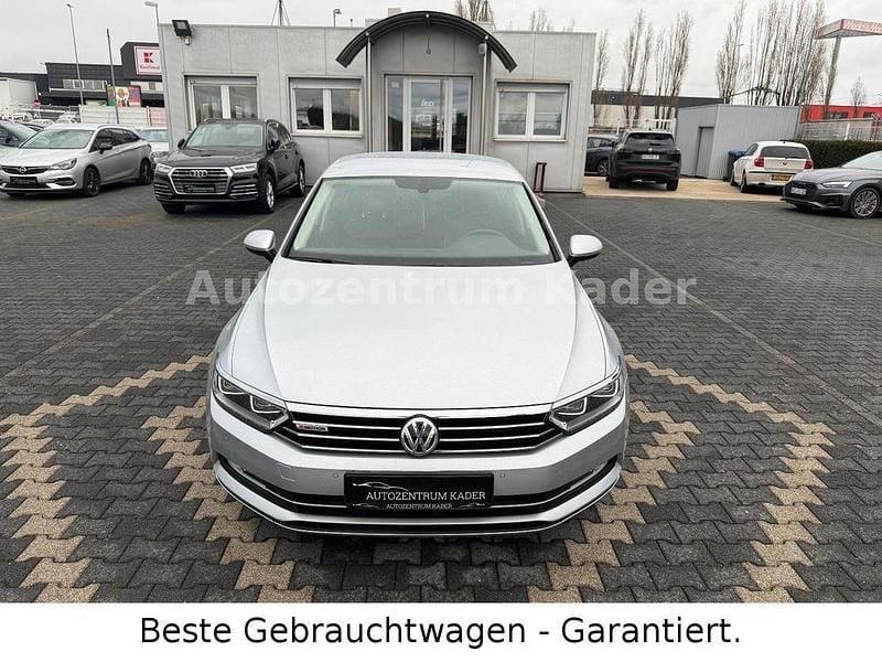 Gebraucht VW Passat Highline 190 PS (139 kW) 2015 Reflexsilber Limousine