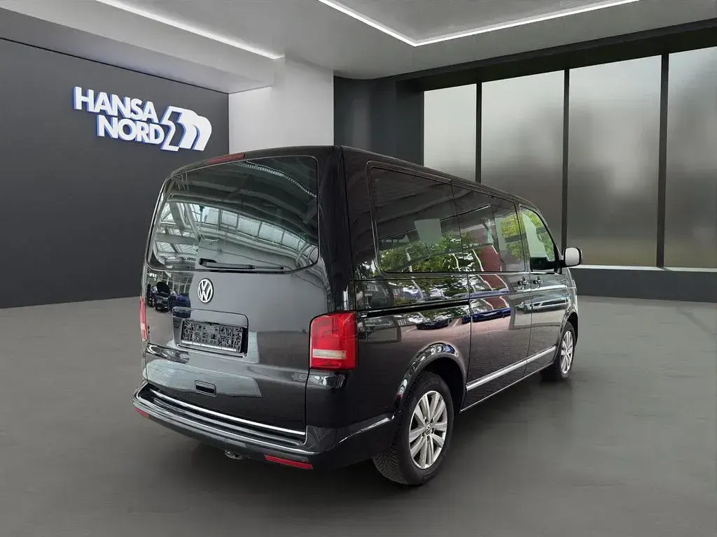 Gebraucht VW Multivan Comfortline 179 PS (131 kW) 2014 Schwarz Van / Kleinbus