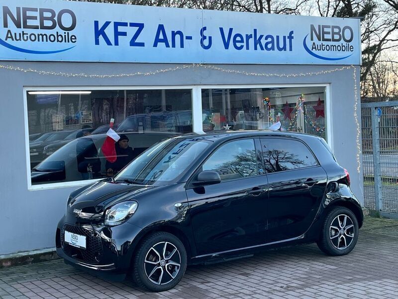 Schwarz Gebraucht 2021 Smart ForFour Electric Drive Limousine | 10.500 € (Fairer Preis) - Bild 1/4