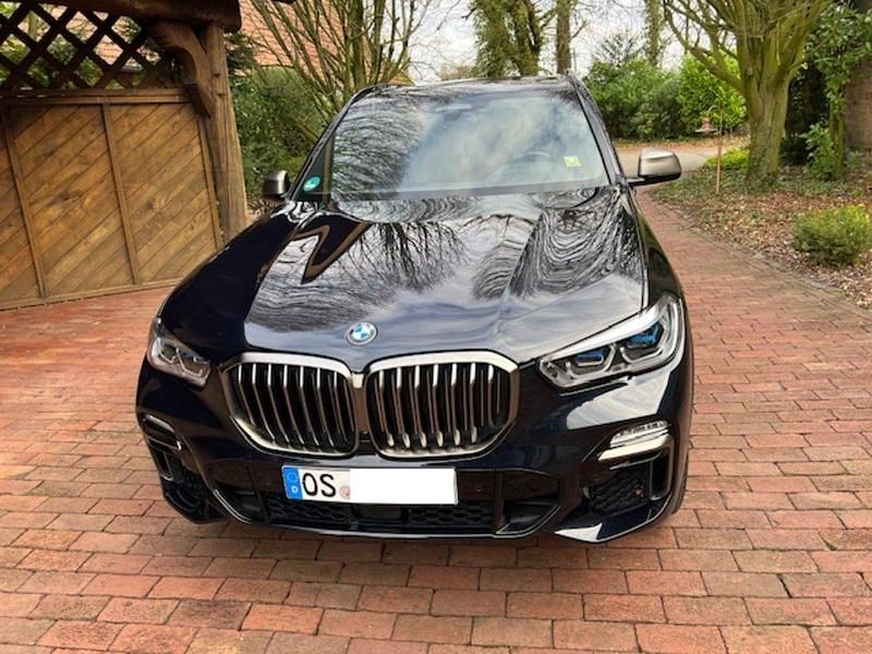Schwarz Gebraucht 2020 BMW X5 SUV | 62.500 € - Bild 1/4