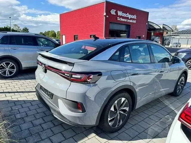 Gebraucht VW ID.5 Pro Performance 150 kW (204 PS) 2023 Grau SUV