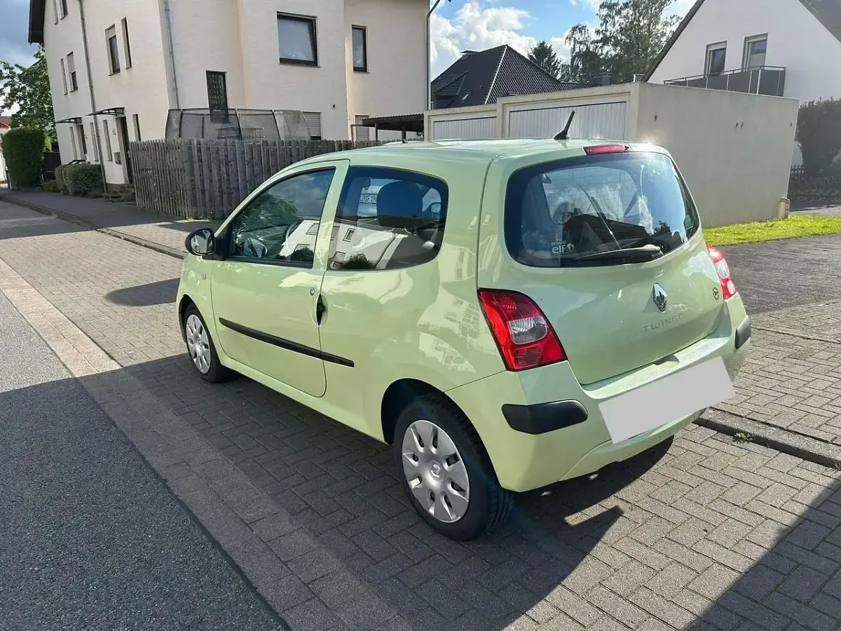 Gebraucht Renault Twingo Authentique 58 PS (42 kW) 2009 Kleinwagen