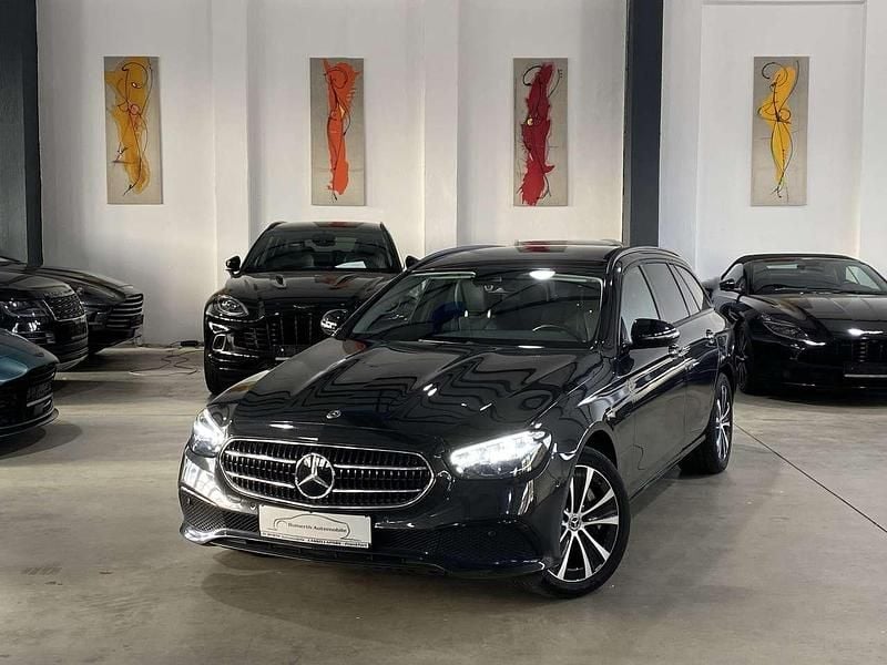Grafitgrau metalliclack Gebraucht 2021 Mercedes E300 Avantgarde Kombi | 23.490 € (Superpreis) - Bild 1/4