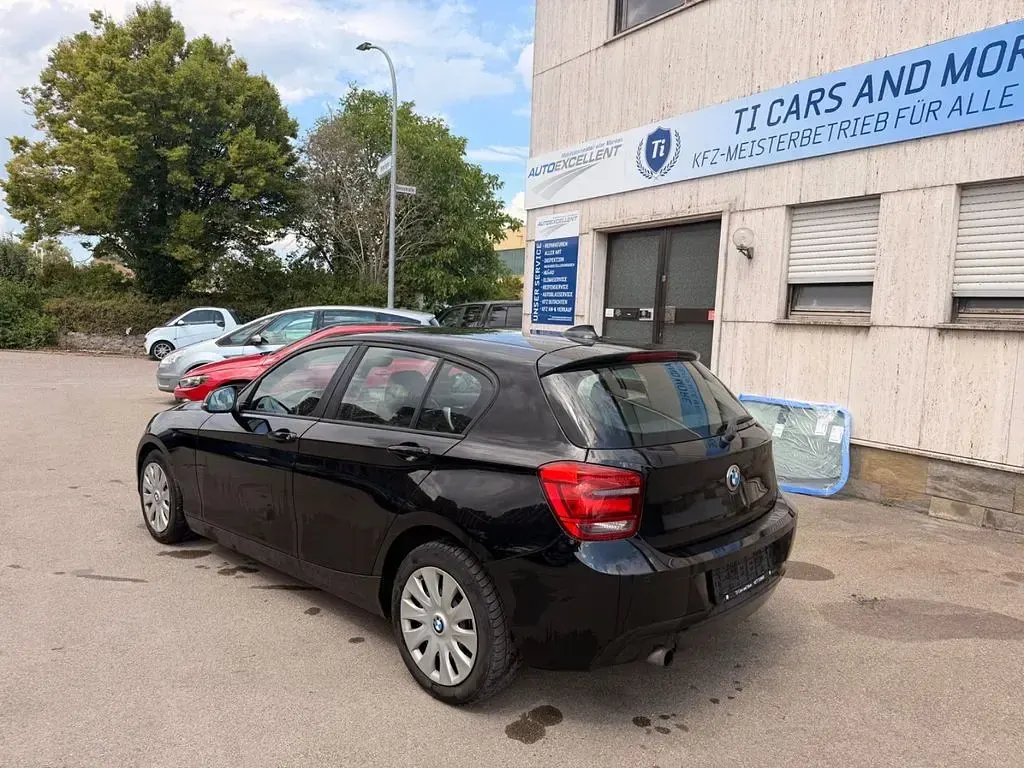 Gebraucht BMW 116 Advantage 136 PS (100 kW) 2015 Schwarz Kleinwagen