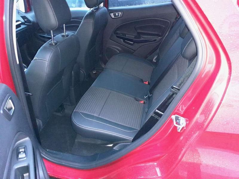 Gebraucht Ford Ecosport Titanium 125 PS (91 kW) 2021 Fantastic red tc SUV