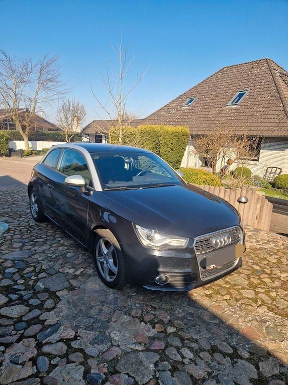 Gebraucht Audi A1 Ambition 143 PS (105 kW) 2013 Schwarz Kleinwagen