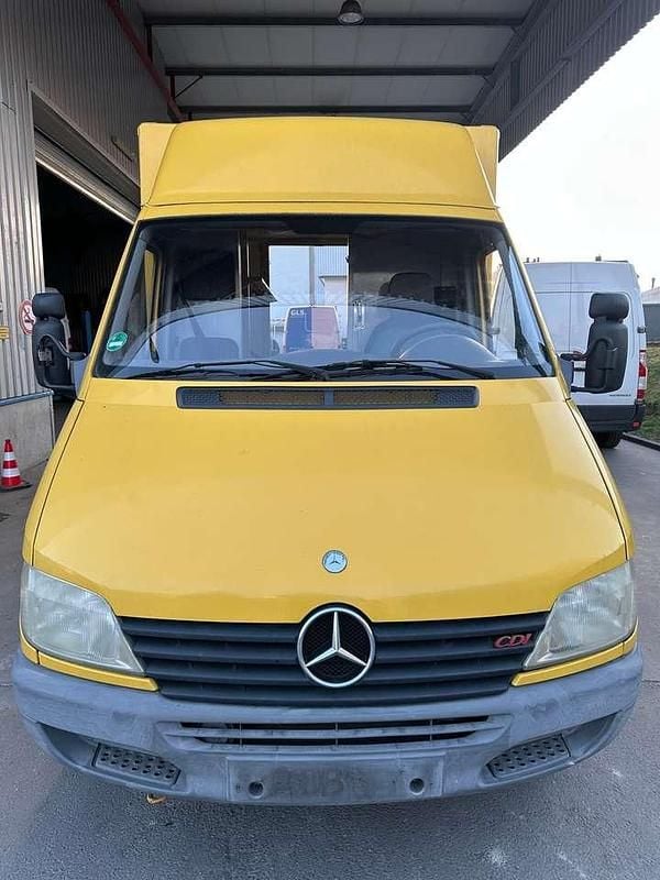 Gebraucht Mercedes Sprinter 82 PS (60 kW) 2002 Gelb Van