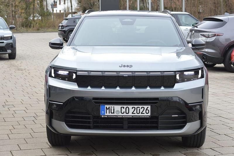 Gebraucht Jeep Compass 145 PS (106 kW) 2026 Grau SUV