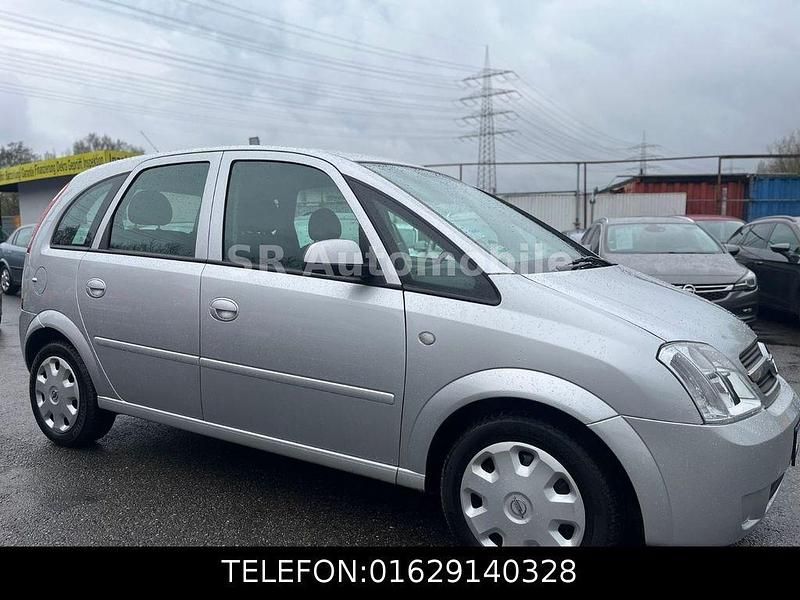 Gebraucht Opel Meriva 101 PS (74 kW) 2005 Silber Van / Kleinbus