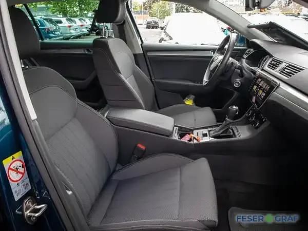 Gebraucht Skoda Superb 218 PS (160 kW) 2021 Lavablau metallic Kombi