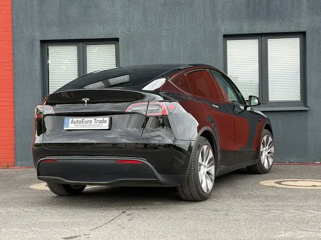 Gebraucht Tesla Model Y Standard Range 219 kW (299 PS) 2023 Schwarz SUV