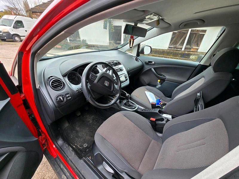 Gebraucht Seat Altea XL 140 PS (102 kW) 2009 Rot Van / Kleinbus