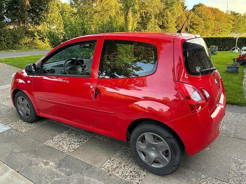 Rot Gebraucht 2012 Renault Twingo Expression Kleinwagen | 2.750 € (Guter Preis) - Bild 1/4