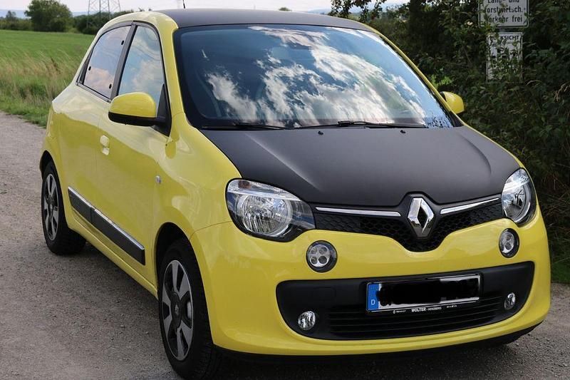 Gebraucht Renault Twingo Luxe 90 PS (66 kW) 2015 Gelb Kleinwagen