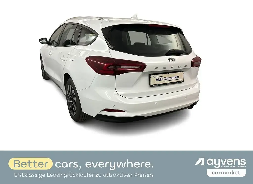Gebraucht Ford Focus Titanium 125 PS (91 kW) 2023 Weiß Coupé