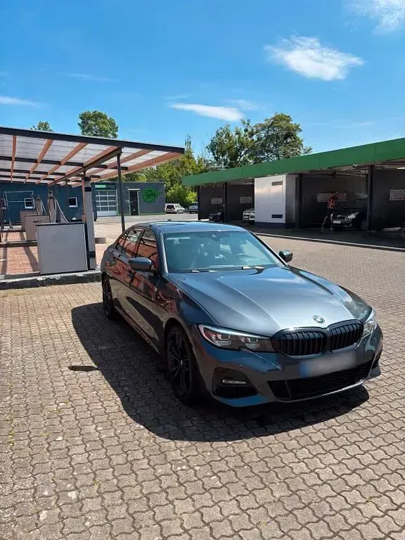 Gebraucht BMW 330e M Sport 292 PS (214 kW) 2021 Grau Limousine