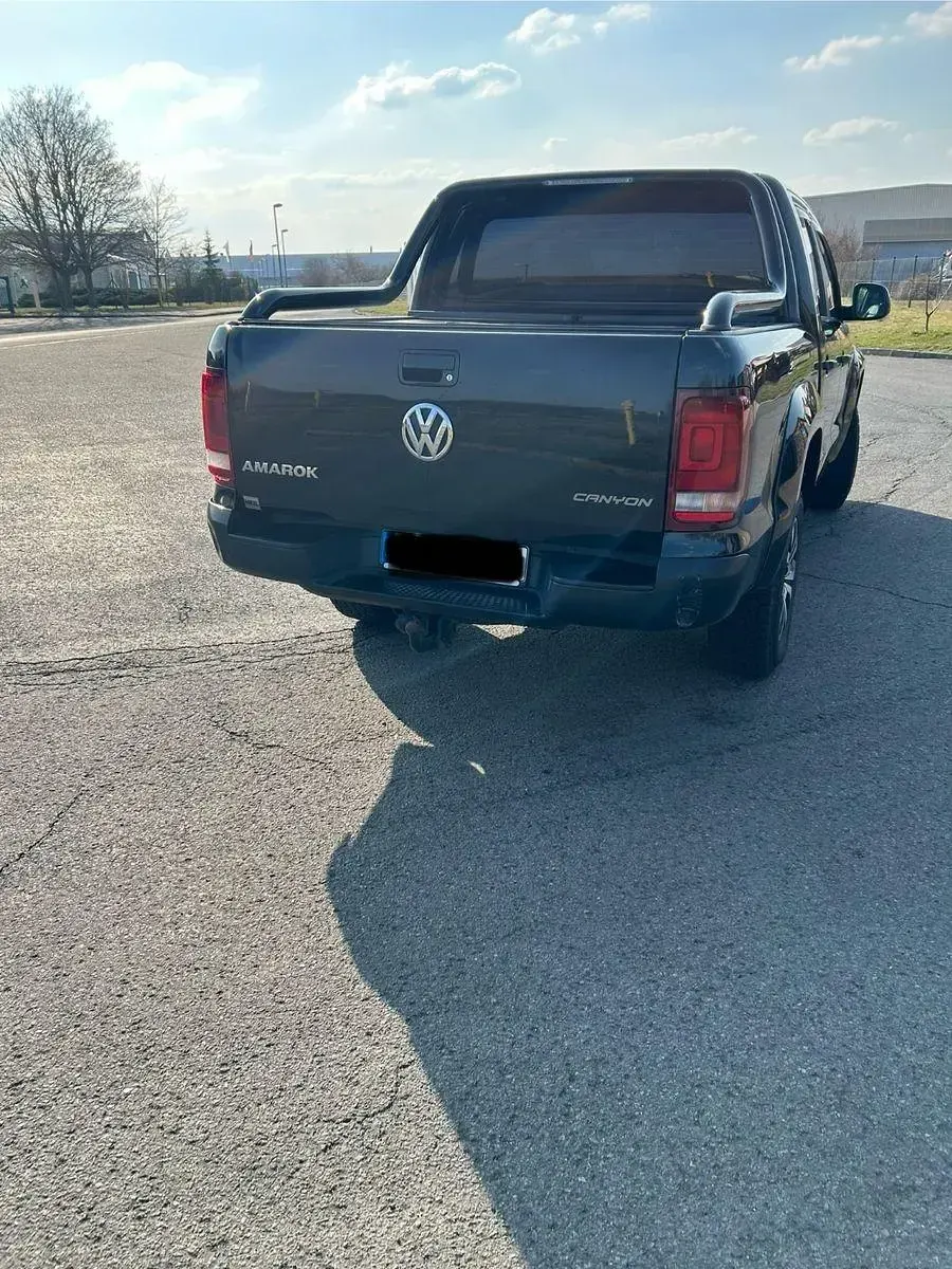 Używany VW Amarok 140 KM (102 kW) 2016 Czarny Pickup