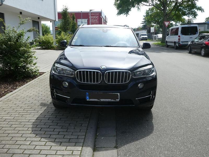 Second-hand BMW X5 313 CP (230 kW) 2017 Albastru SUV